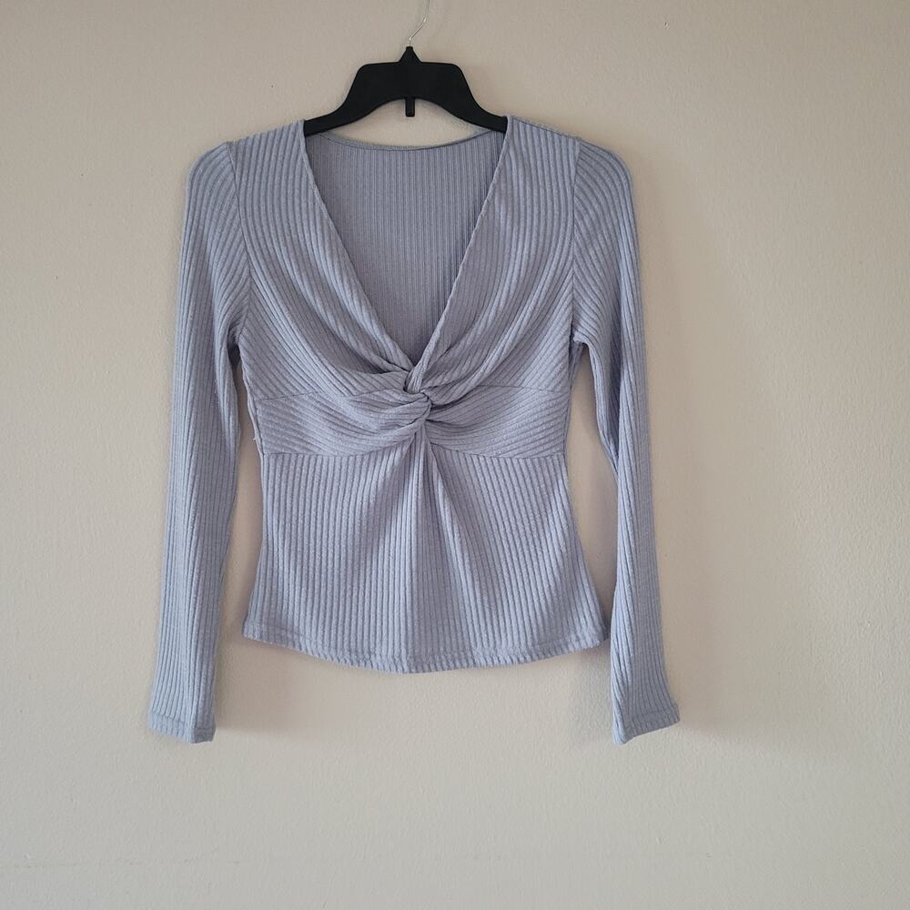 Chic Shein Gray Long Sleeve V-Neck Twisted Front Top Large